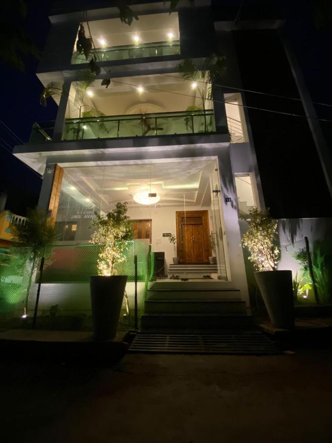 La Paradise Luxury - Tie Hotels & Resorts Puduccseri Kültér fotó