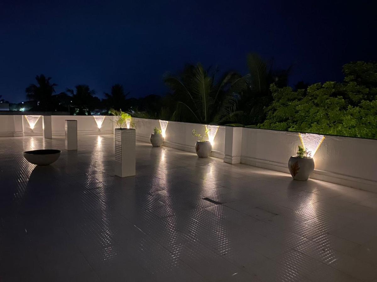 La Paradise Luxury - Tie Hotels & Resorts Puduccseri Kültér fotó